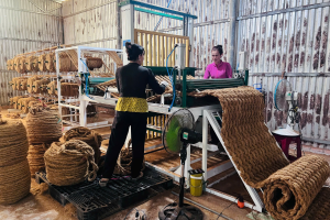 Máy se chỉ xơ dừa - Sáng kiến đem đến hiệu quả thiết thực trong sản xuất