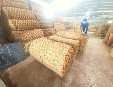 XƯỞNG SẢN XUẤT THẢM XƠ DỪA BẾN TRE